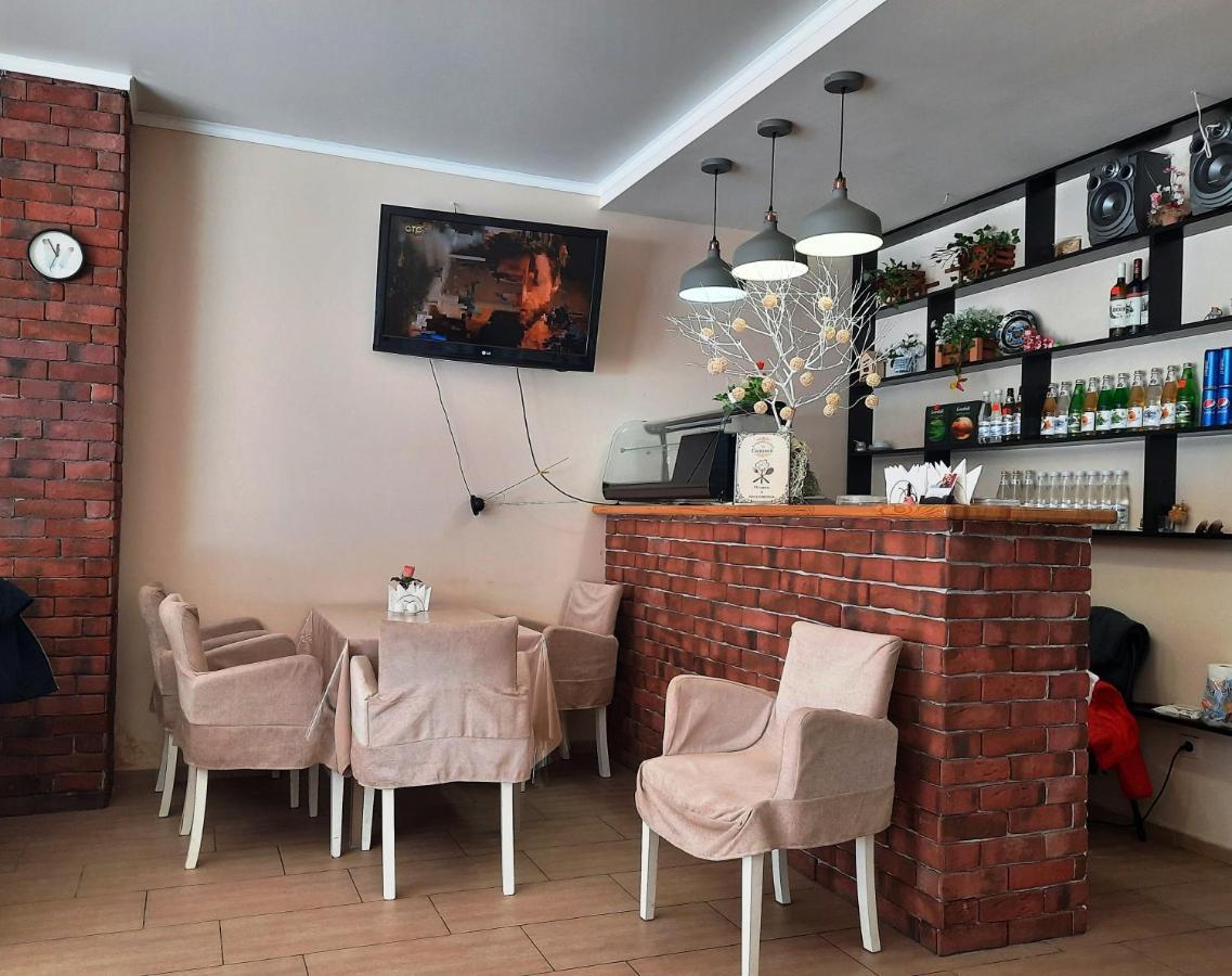 Отель На Садовой Sukhumi Ngoại thất bức ảnh