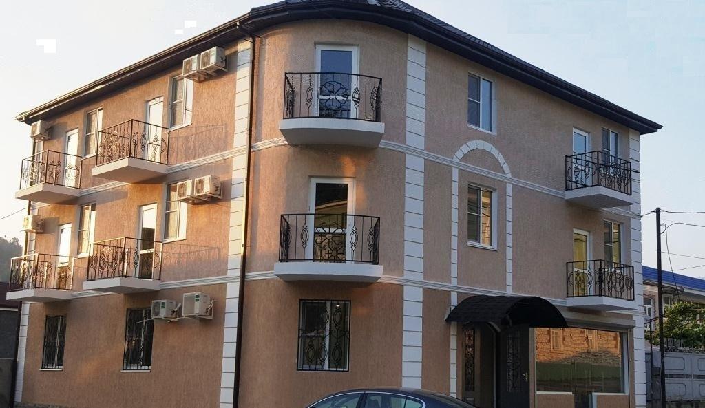 Отель На Садовой Sukhumi Ngoại thất bức ảnh